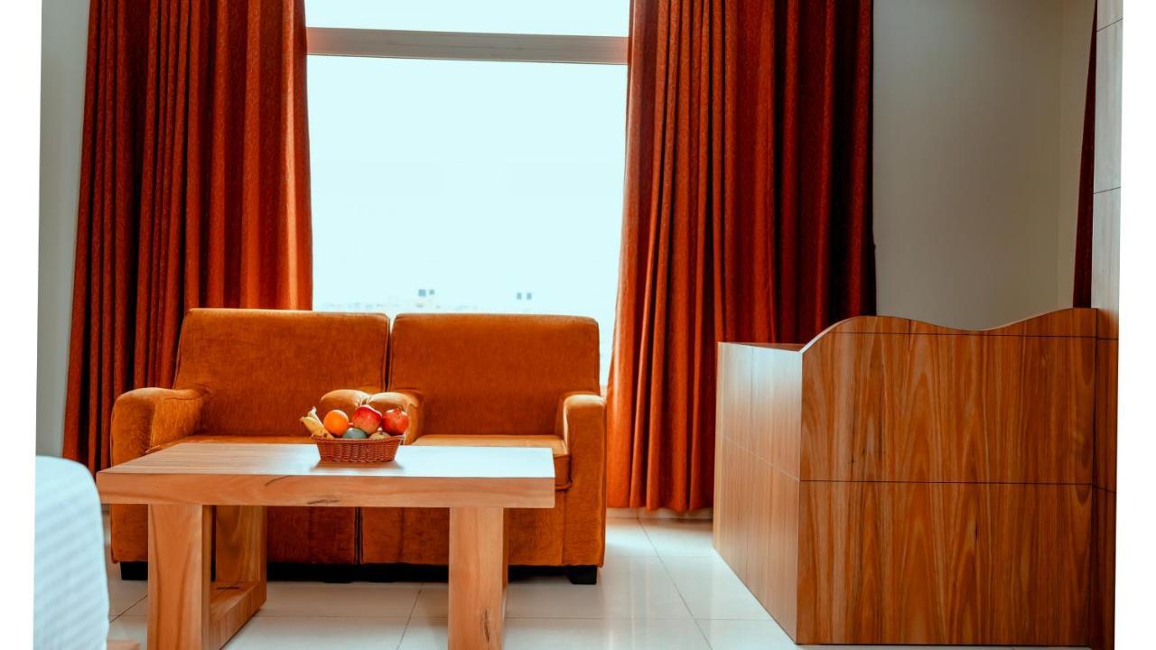 Hotel Dc Star Tarapith Exteriör bild