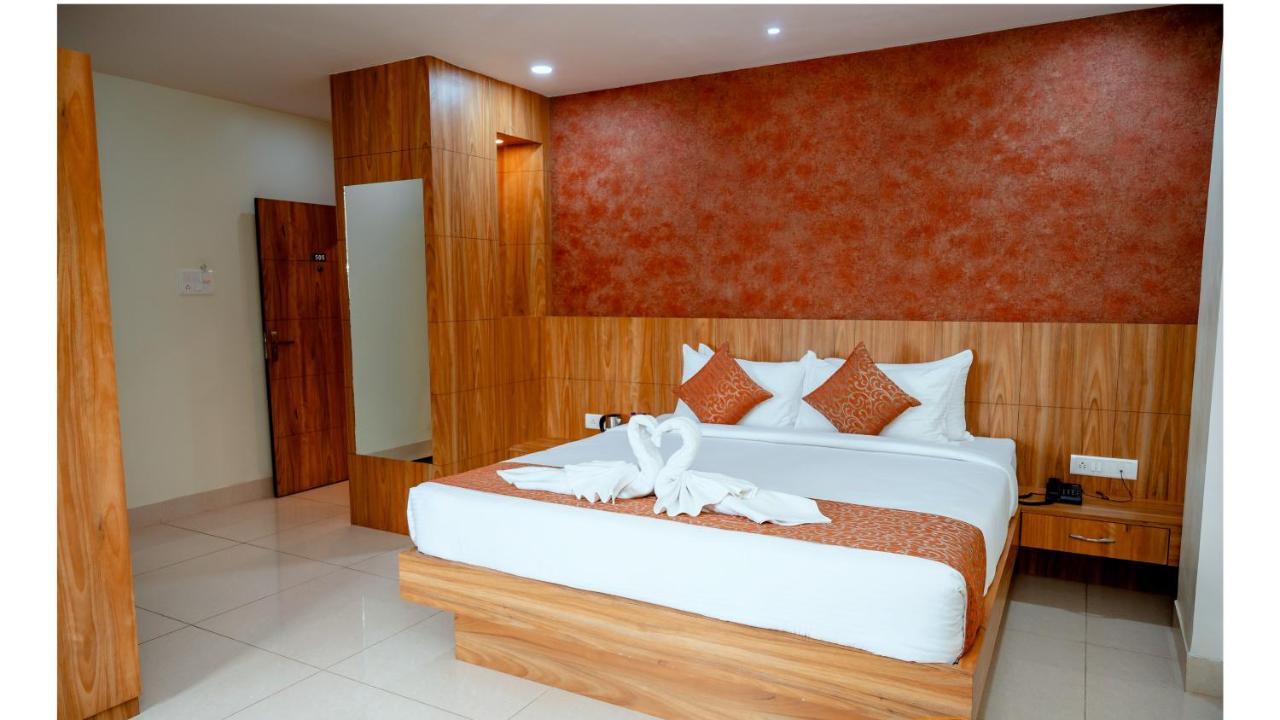 Hotel Dc Star Tarapith Exteriör bild