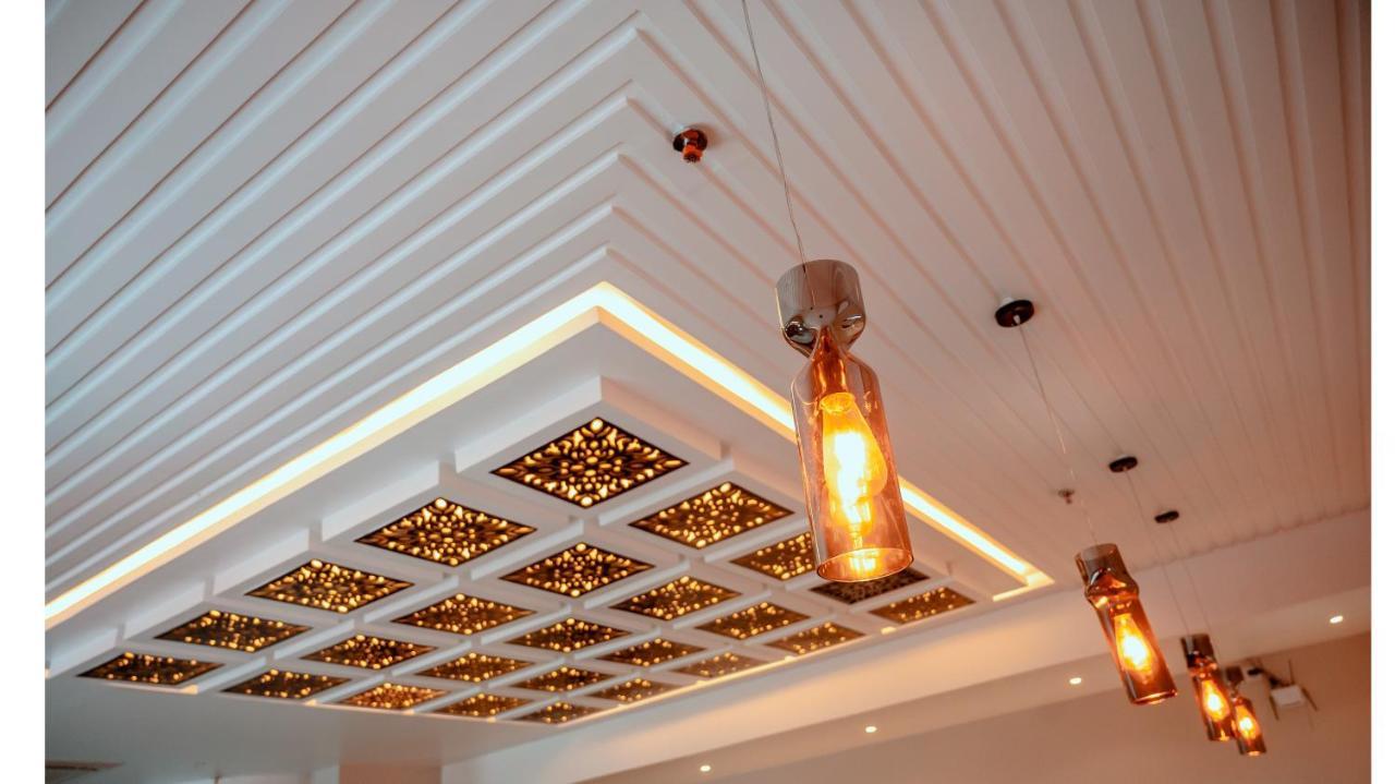 Hotel Dc Star Tarapith Exteriör bild