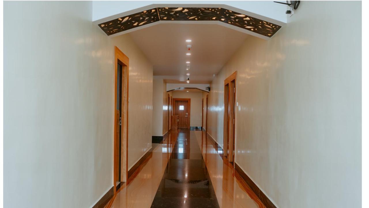 Hotel Dc Star Tarapith Exteriör bild