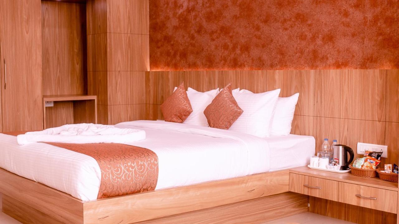 Hotel Dc Star Tarapith Exteriör bild