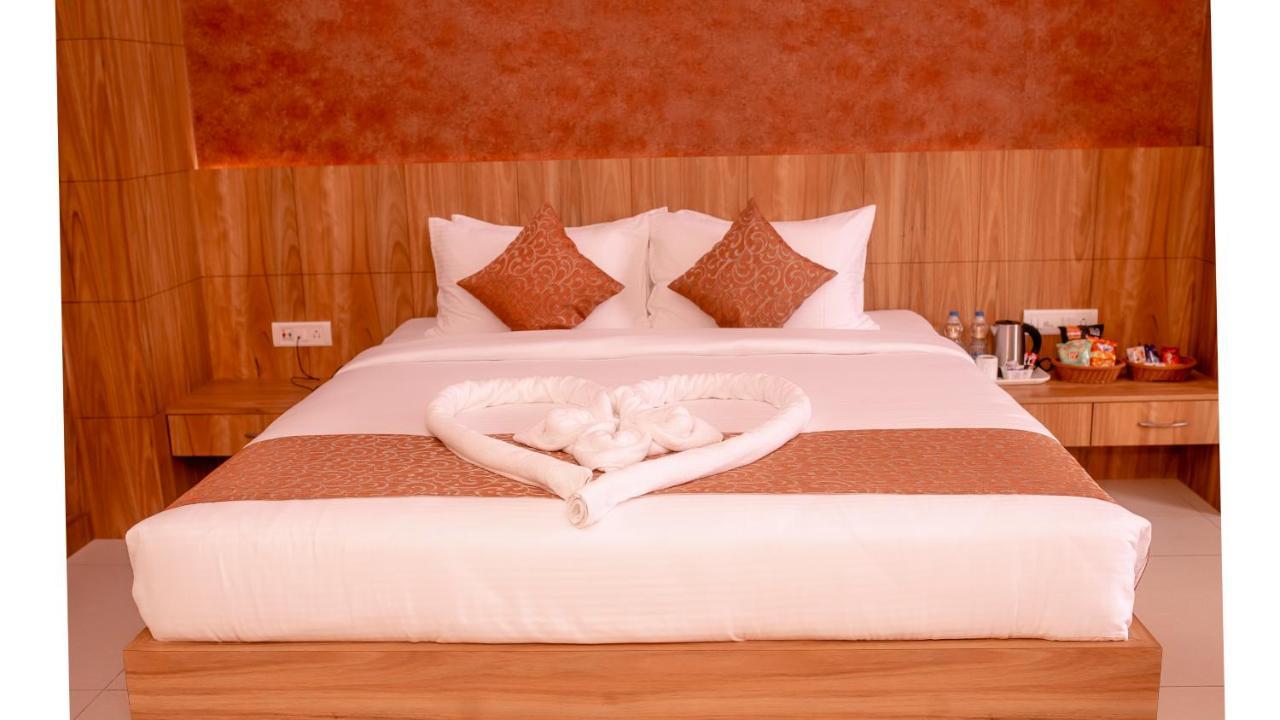 Hotel Dc Star Tarapith Exteriör bild
