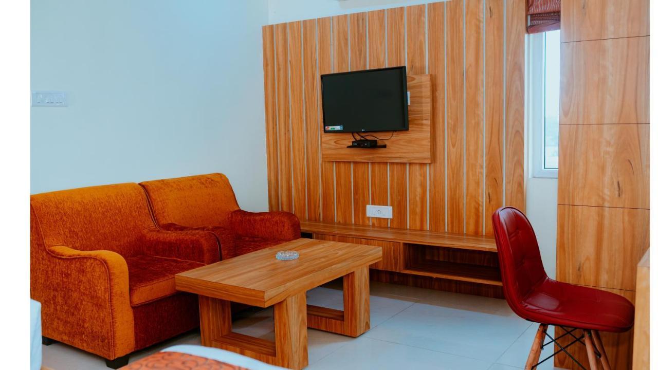 Hotel Dc Star Tarapith Exteriör bild